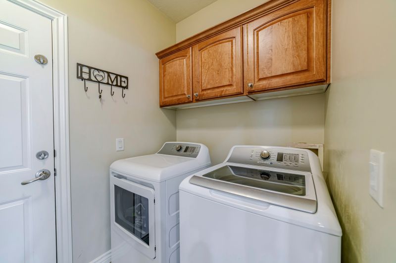 Laundry Room Cabinet Updates